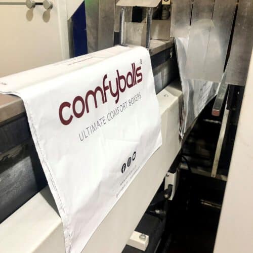 Comfyballs mailing bags on conversion machine