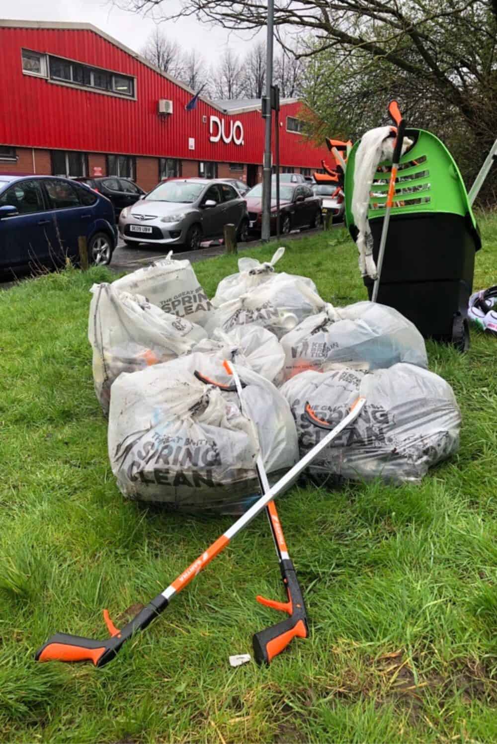 DuoUK team clean up the local community in Greater Manchester.